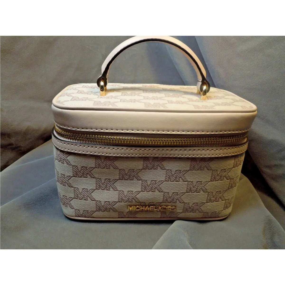 Michael Kors Jet Set MD Powder Blush Jacquard Canvas Zip Trunk Crossbody Bag