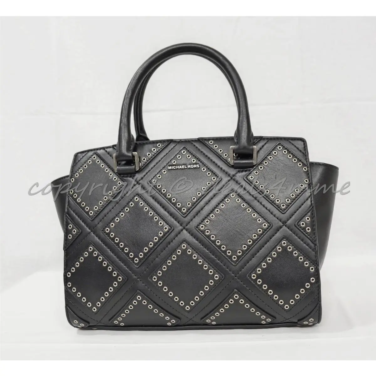 Michael Kors Diamond Grommet Medium Selma Top Zip Leather Satchel/shoulder Bag