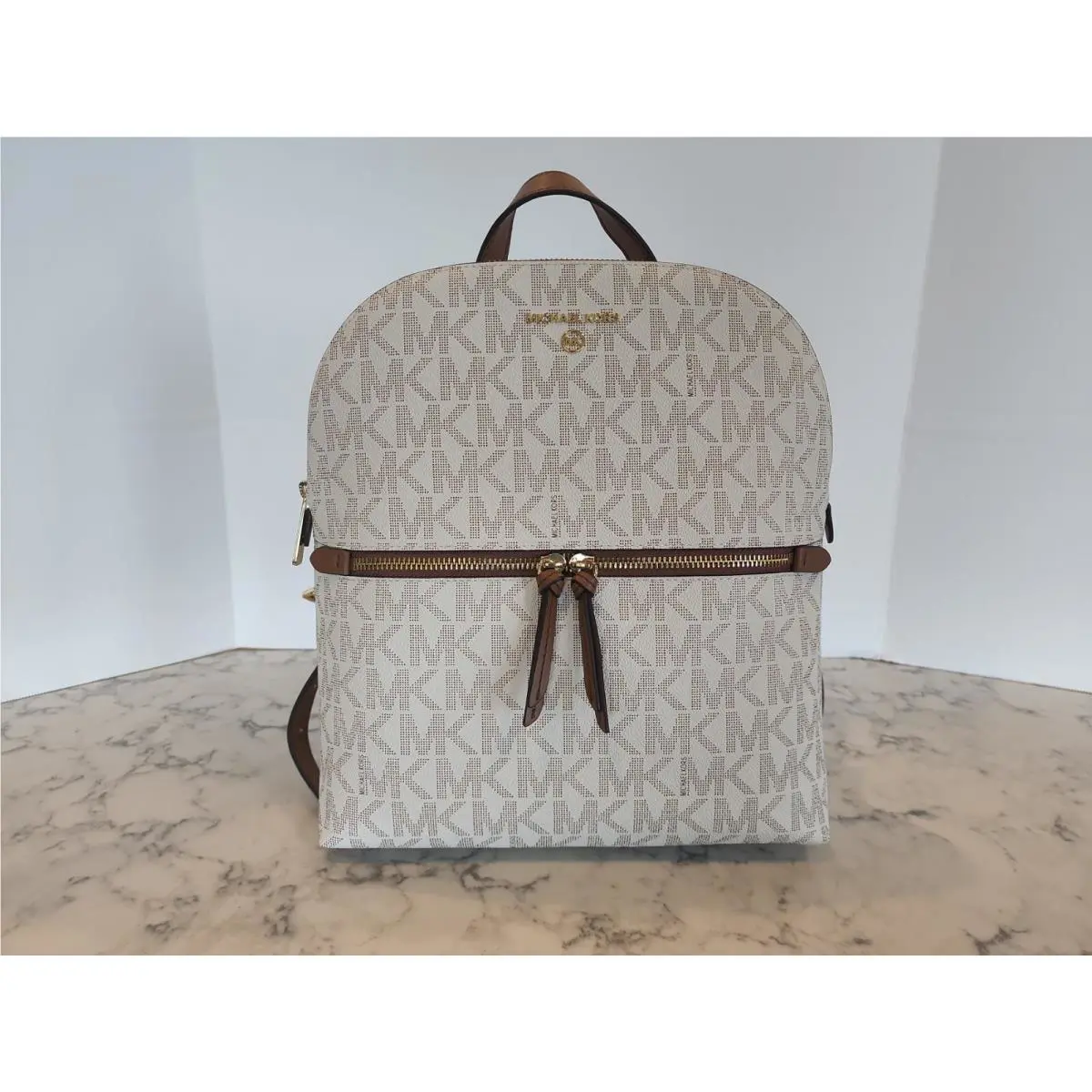 Michael Kors Dallas Oxford MD Slim Backpack MK Signature Vanilla Luggage