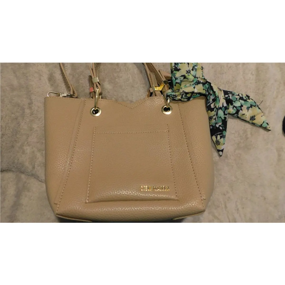 Steve Madden Crossbody Handbag Sand Bkarta Gold Nameplate Inside Snap with Scarf
