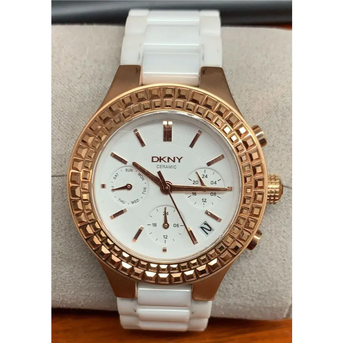 Dkny Women`s Chronograph Chambers White Ceramic Bracelet Watch NY2225