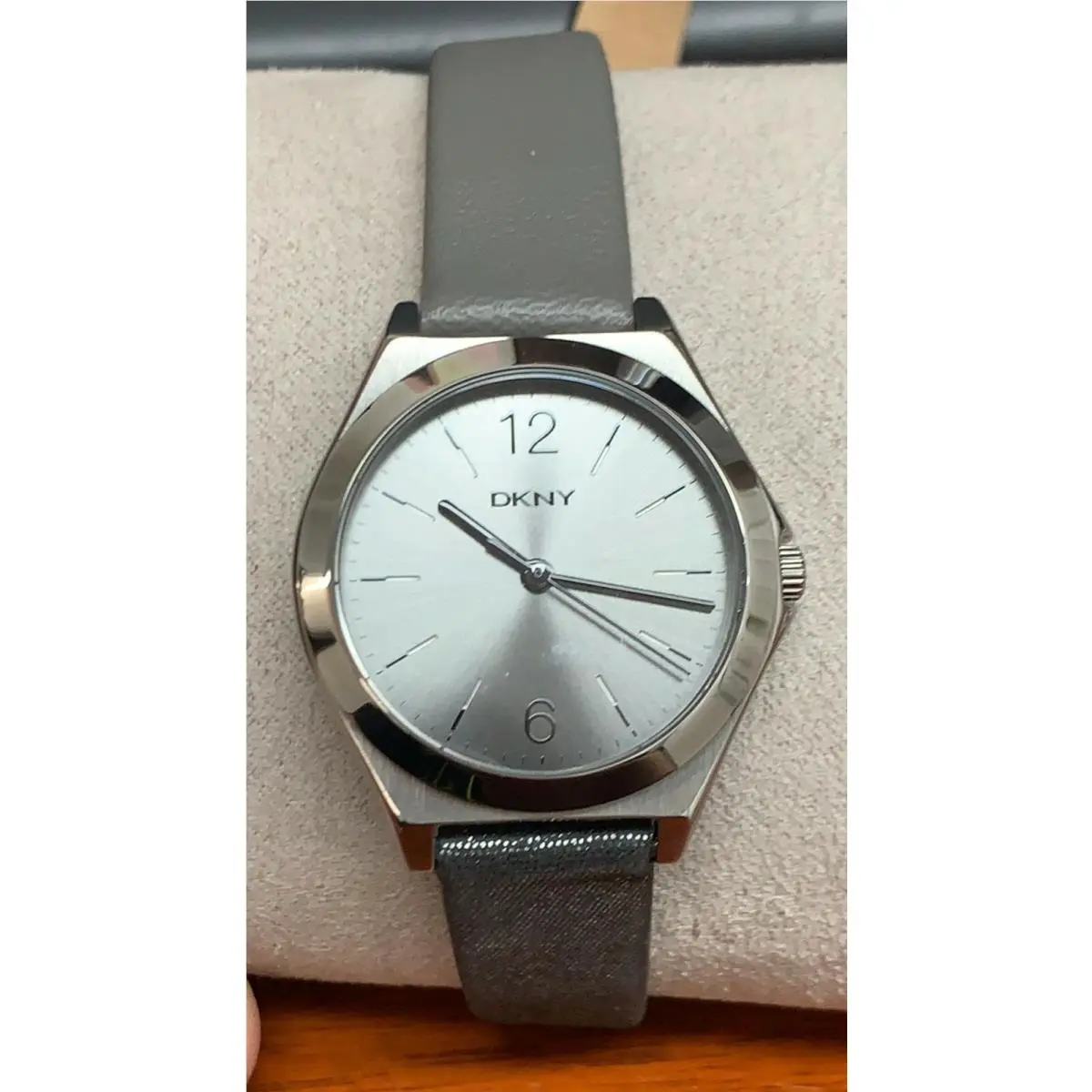 Dkny NY2376 Parsons Grey Dial Multicolor Leather Strap Women`s Watch