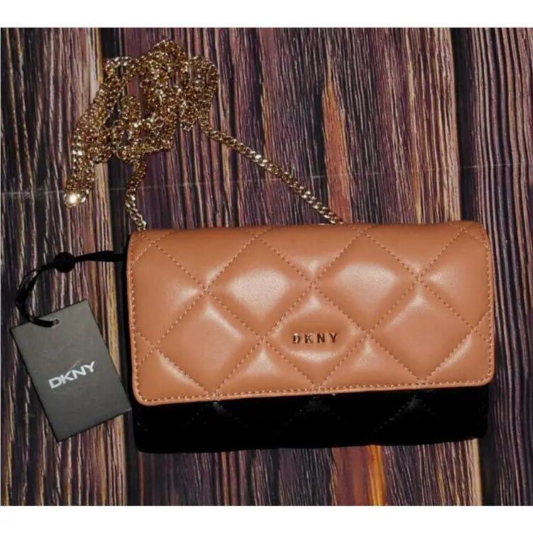 Dkny Black Tan Lara Quilted Leather Wallet/crossbody Bag Removable Cha