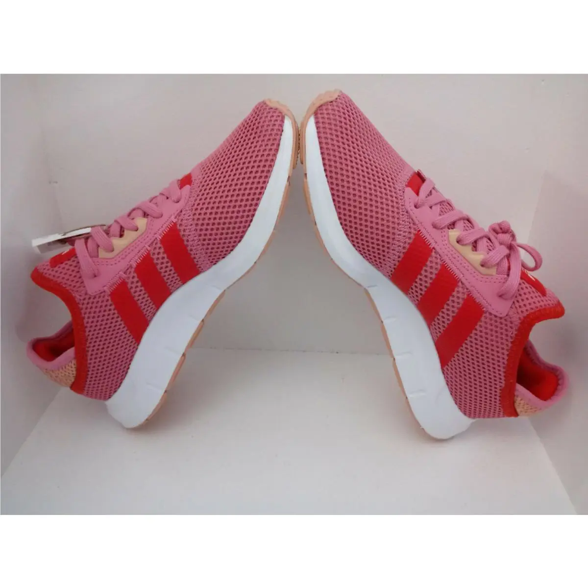 Adidas shoes - adidas Swift Run x j - Q47123 - ROSTON/AMBLUS/RED 6