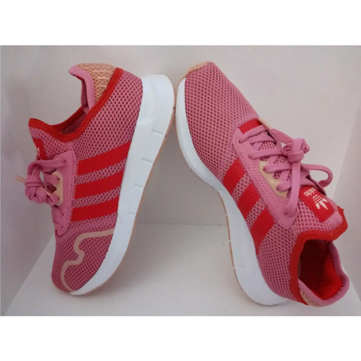 Adidas shoes - adidas Swift Run x j - Q47123 - ROSTON/AMBLUS/RED 11