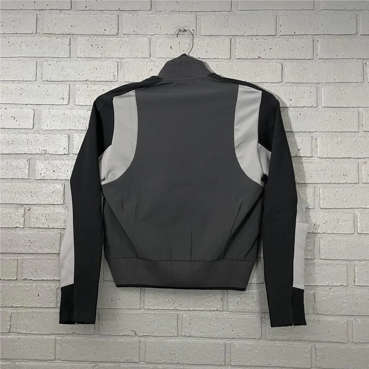 Adidas clothing - FQ2626 - FQ2626 - Gray (UPC: 193106938145) 0
