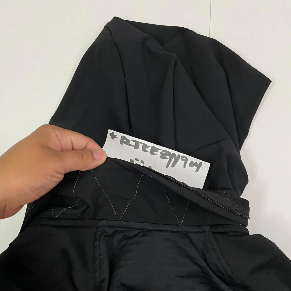 Adidas clothing - FT7012 - FT7012 - Black 4