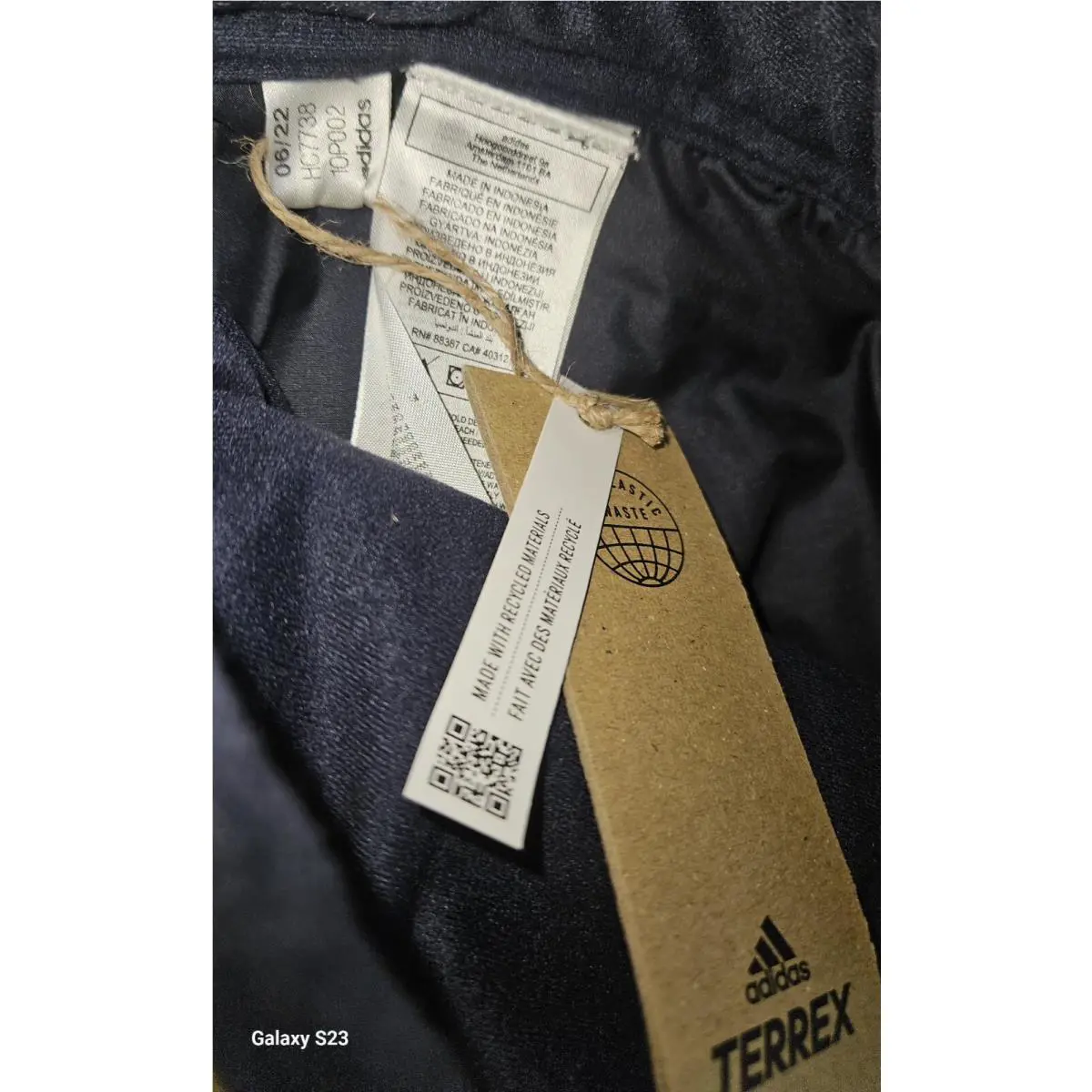 Adidas clothing - Adidas Terrex - Terrex - HC7738 - Green (UPC: 0195742134516) 3