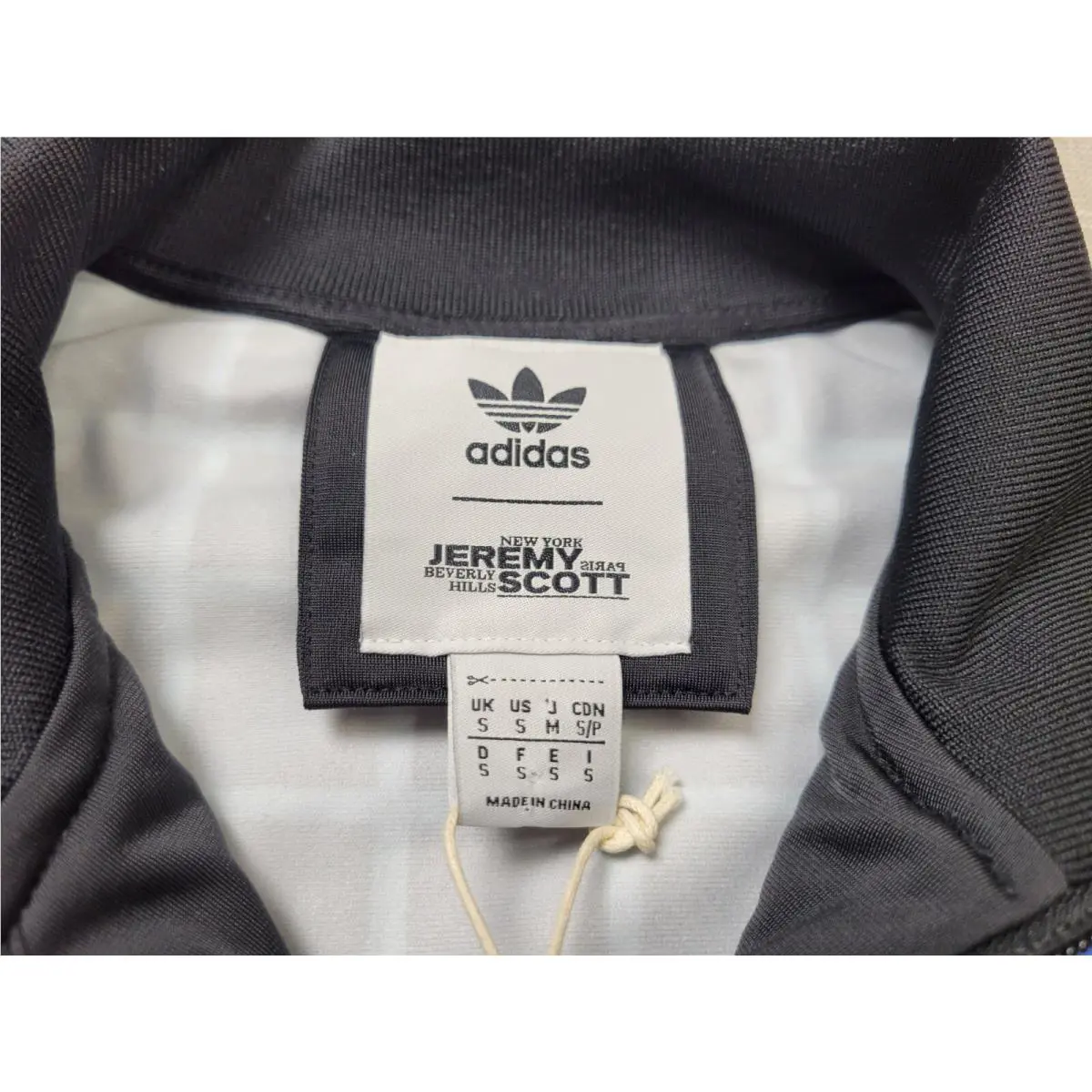 Adidas clothing - Adidas Jeremy Scott Rally - Jeremy Scott Rally - HG6509 - Black Blue 9