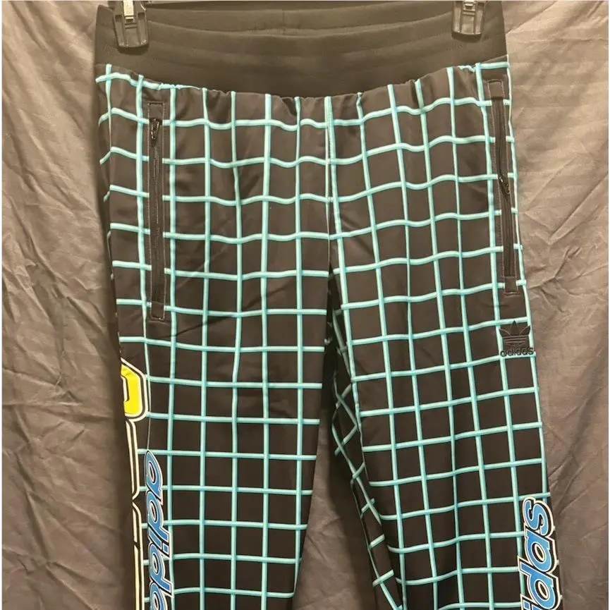 Adidas clothing - Adidas Jeremy Scott Rally - Jeremy Scott Rally - HG6509 - Black Blue 4
