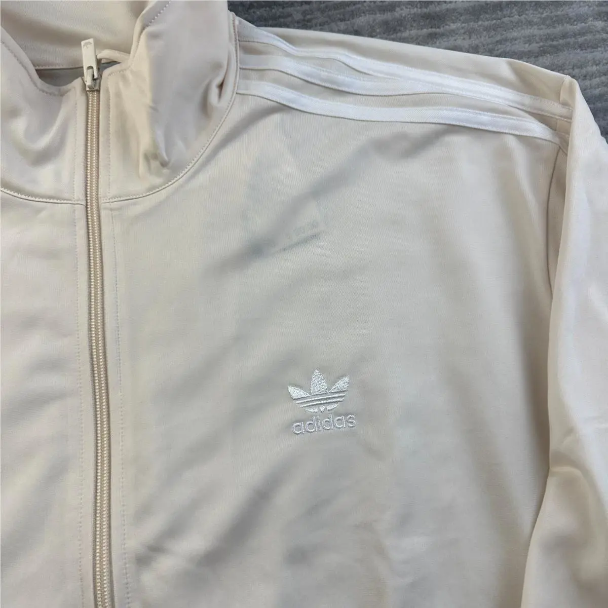 Adidas clothing - adidas Firebird - Firebird - Beige 2