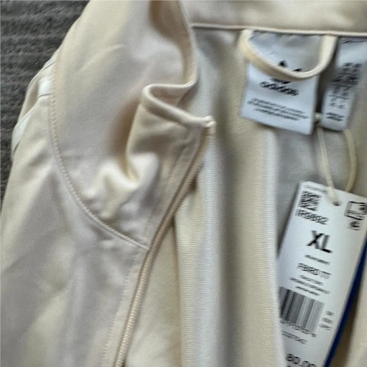 Adidas clothing - adidas Firebird - Firebird - Beige 4