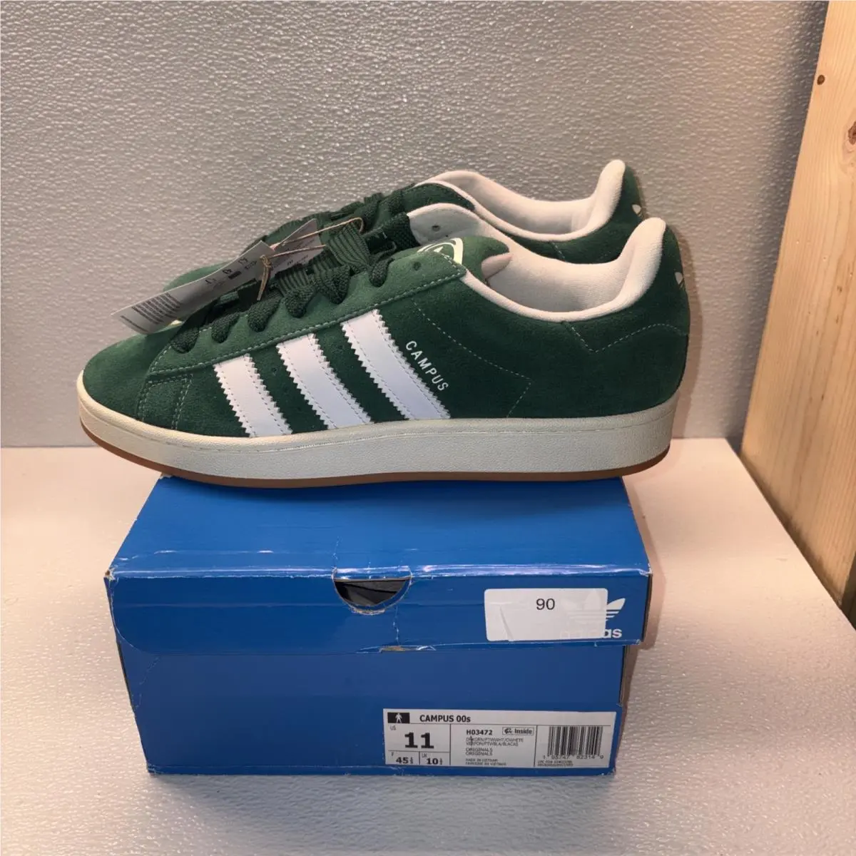Size 11 Adidas Campus 00s Men`s Fashion Shoes Sneakers H03472