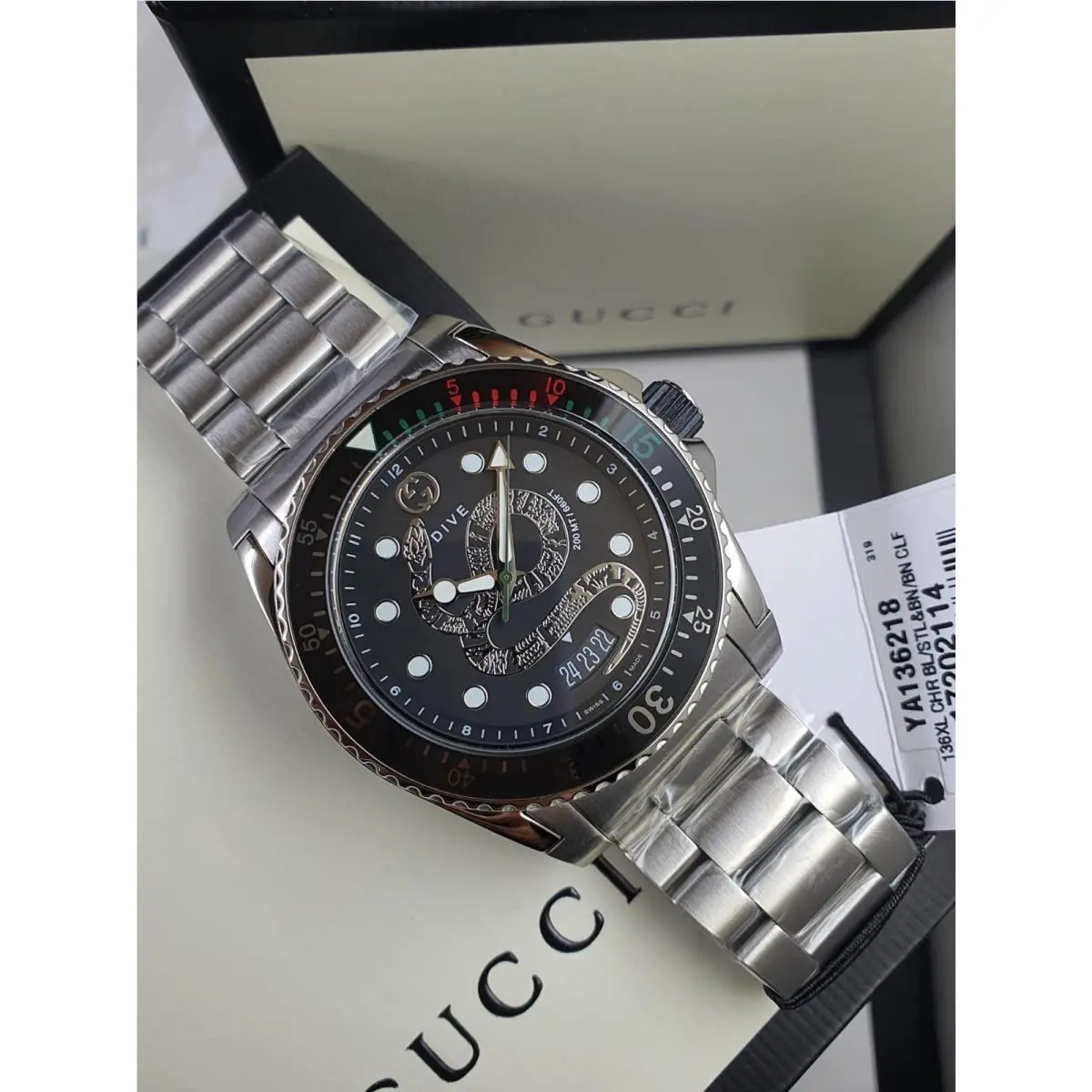 Dive Snake Dial Stainless Steel Men`s Swiss Watch YA136218 Box Tags by Gucci