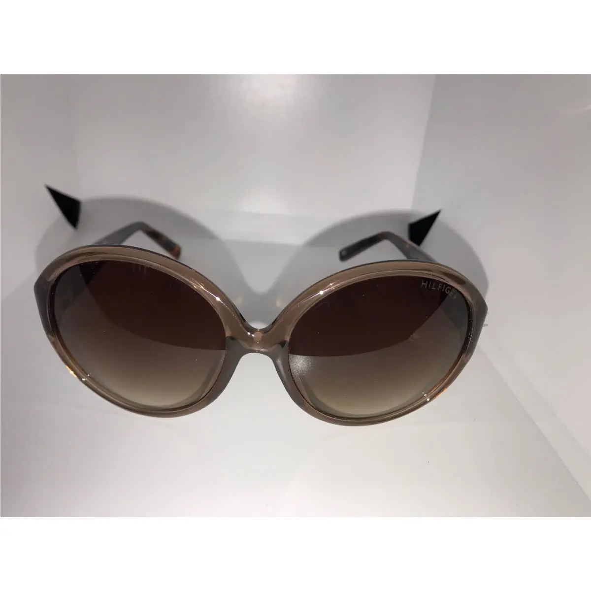 Tommy Hilfiger Designer Transparent Pink Round Plastic Sunglasses