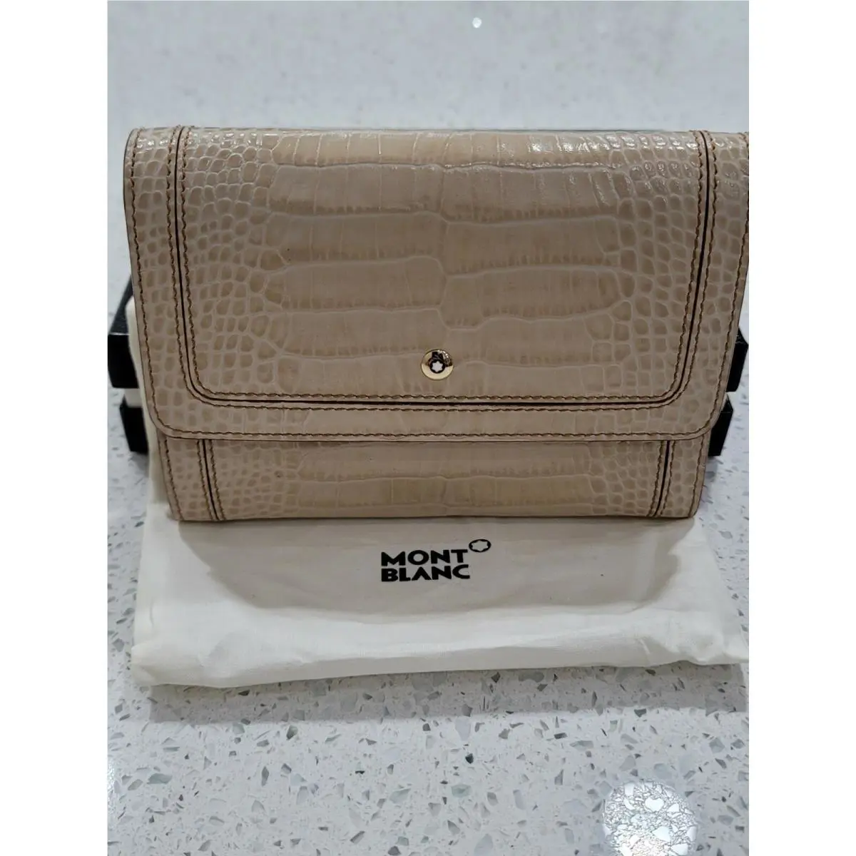 Montblanc Boheme Wallet 6 cc - Flap Zip Coin Case 107612