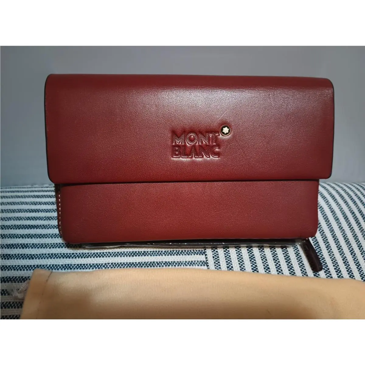 Montblanc Mont Blanc Leather Hand Carrycase Viscosa Card Wallet - Burgandy