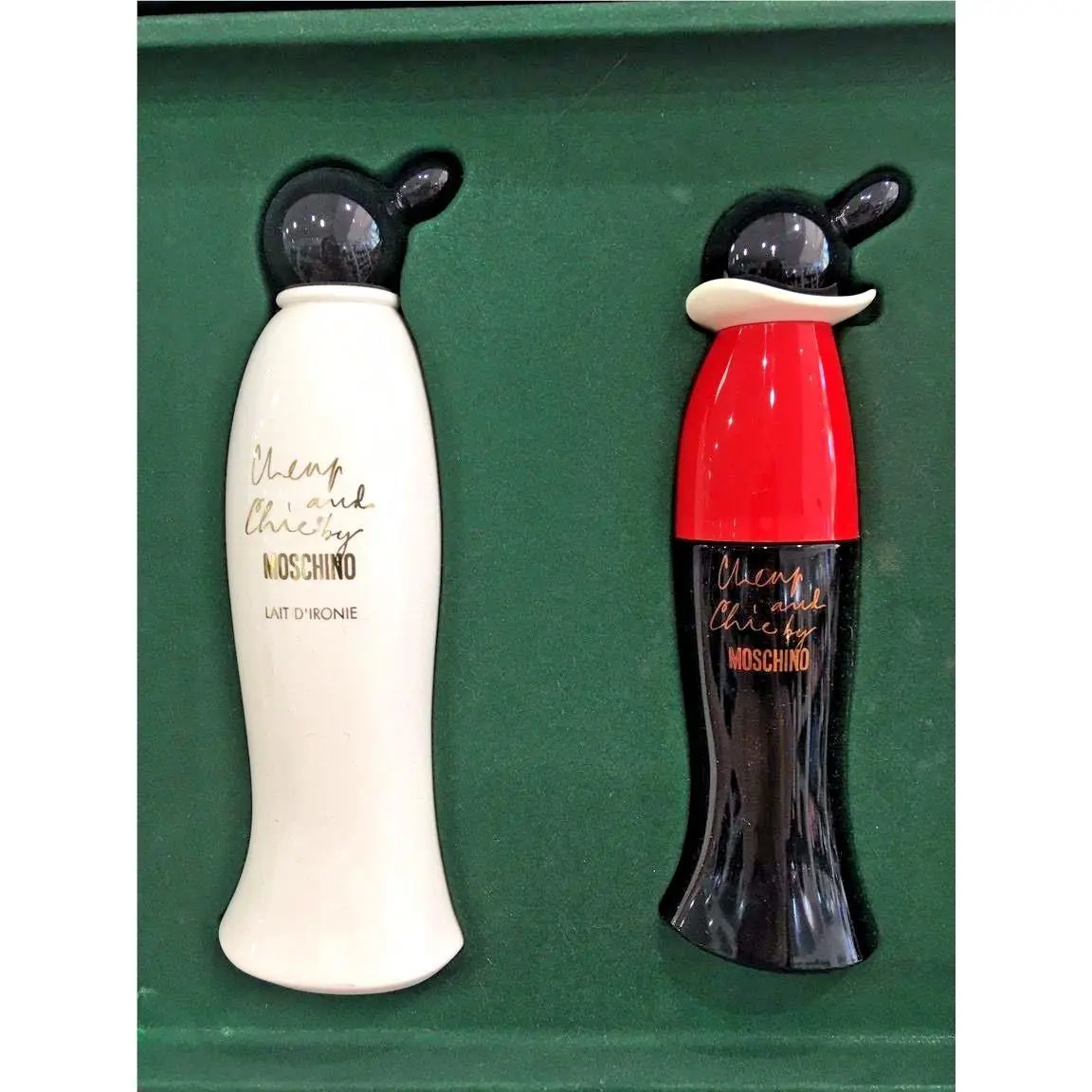 and Chic 2 Piece Gift Set BY Moschino