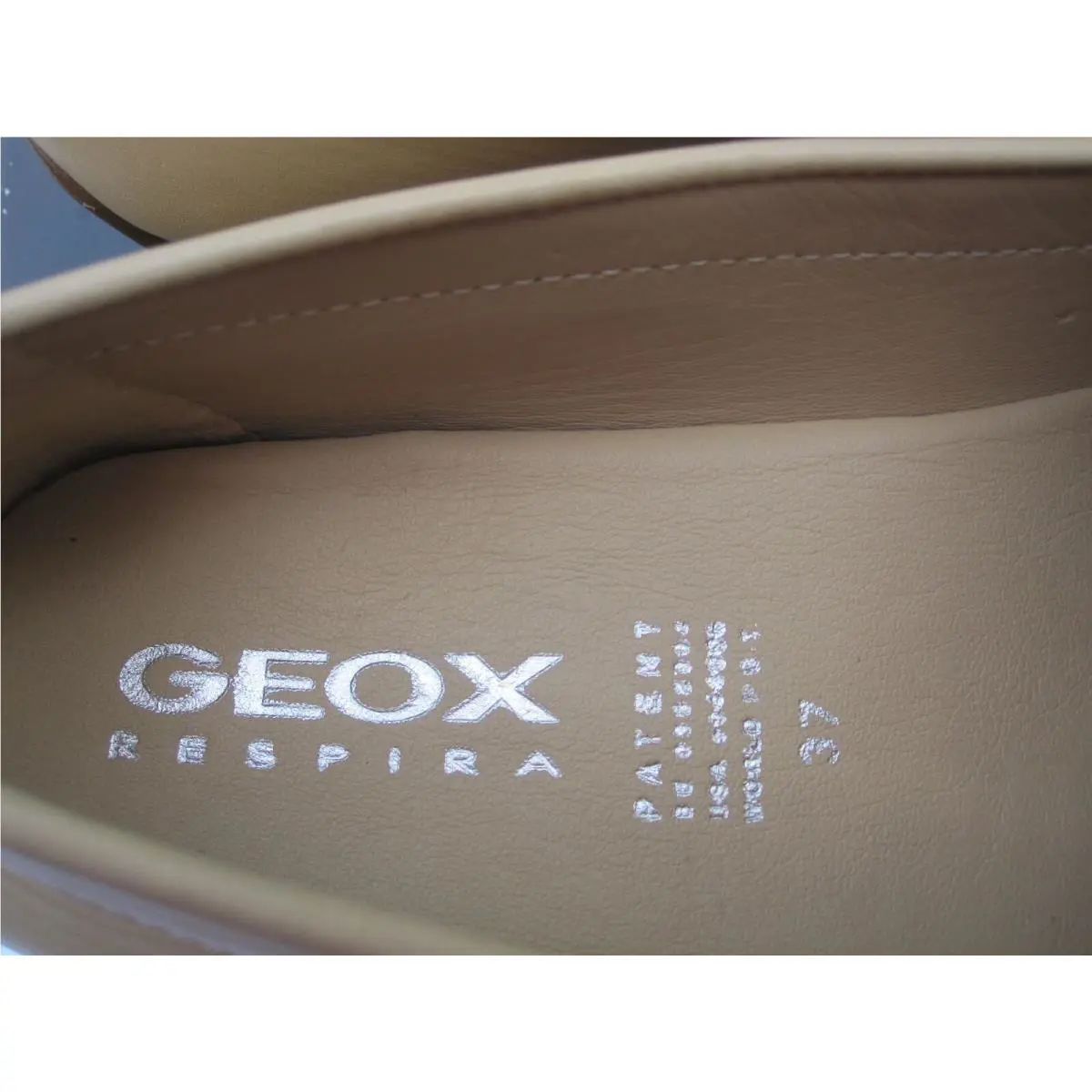 Geox shoes - driving Mocs - driving Mocs - light tan or camel (UPC: 686346714834) 1