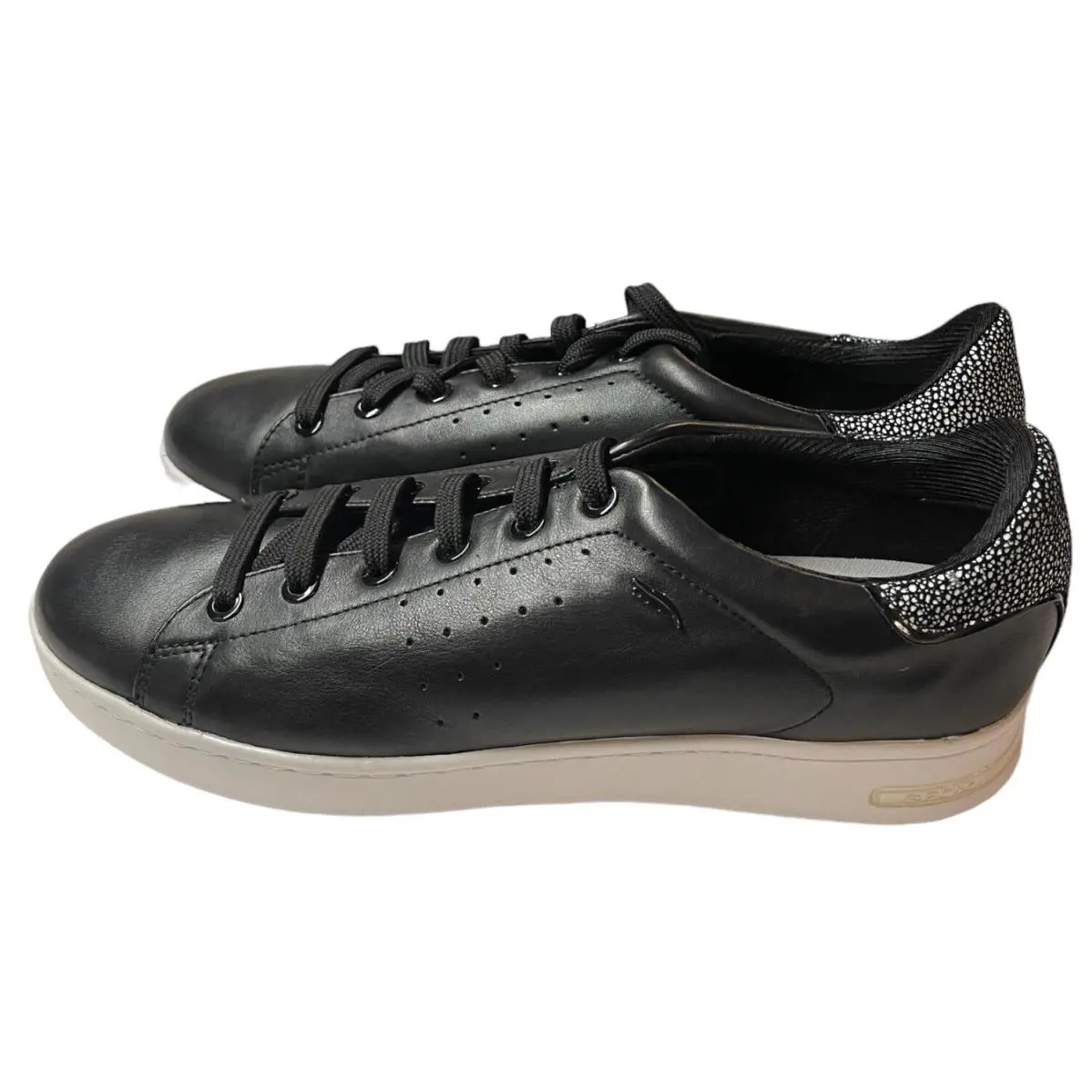 Women`s  D Jaysen A Leather Trainers / Shoes Black - US Size 10 EU 40 by Geox
