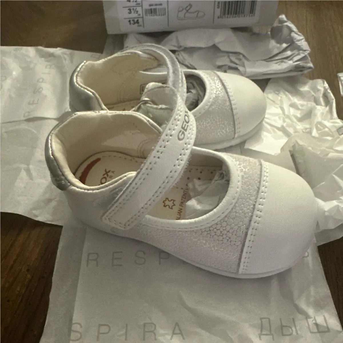 Geox shoes - B3551C - B3551C - White/silver (UPC: 8056206018754) 2
