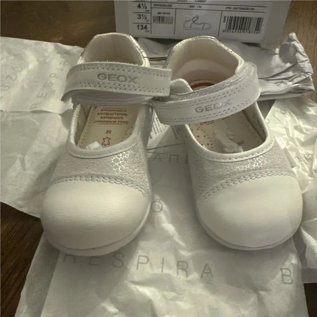Geox shoes - B3551C - B3551C - White/silver (UPC: 8056206018754) 3