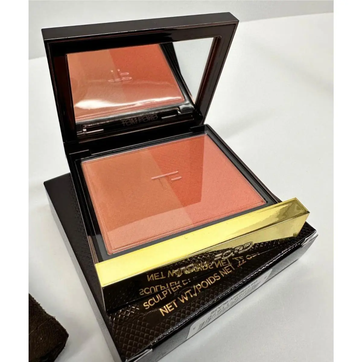 - Shade and Illuminate Blush CHERRY BLAZE by Tom Ford