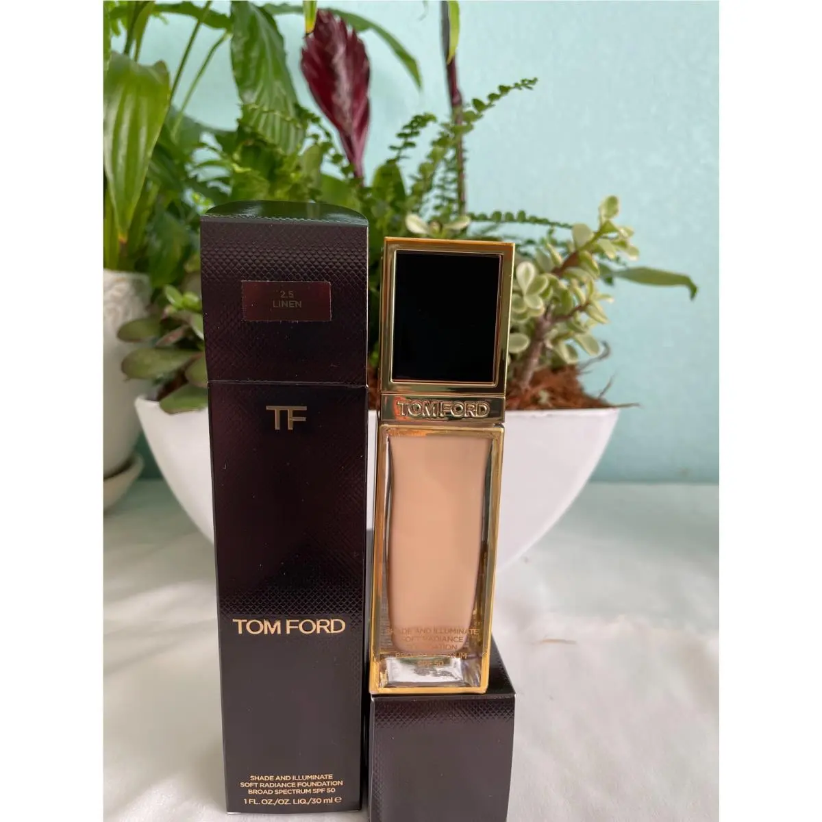 Shade and Illuminate Soft Radiance Foundation Spf 50 You Pick 2.5 Linen by Tom Ford