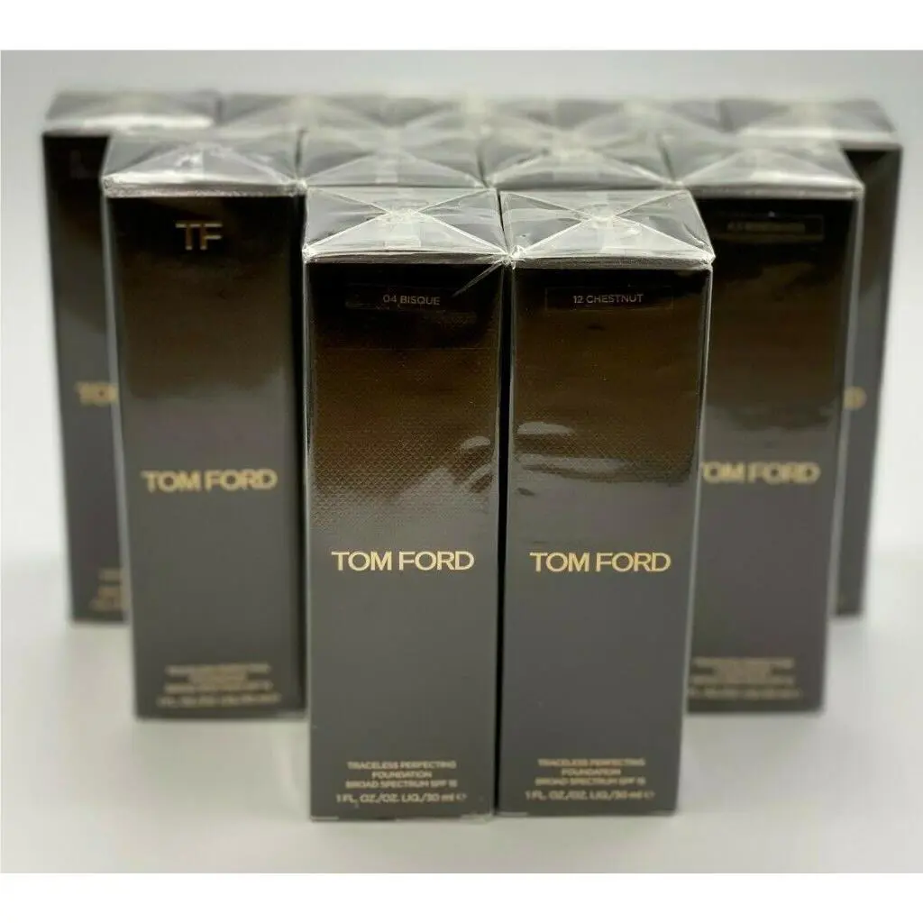 Traceless Perfecting Foundation Spf 15 1oz 30ml 09 Sienna by Tom Ford