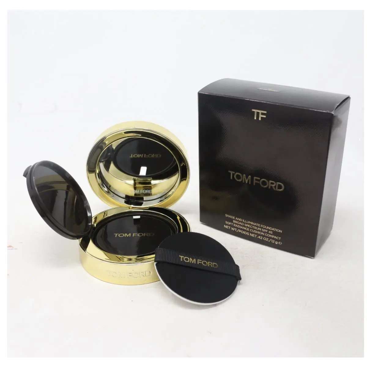 Tom Ford Foundation in 3.7 Champagne SPF45 Shade and Illuminated 0.42 Oz
