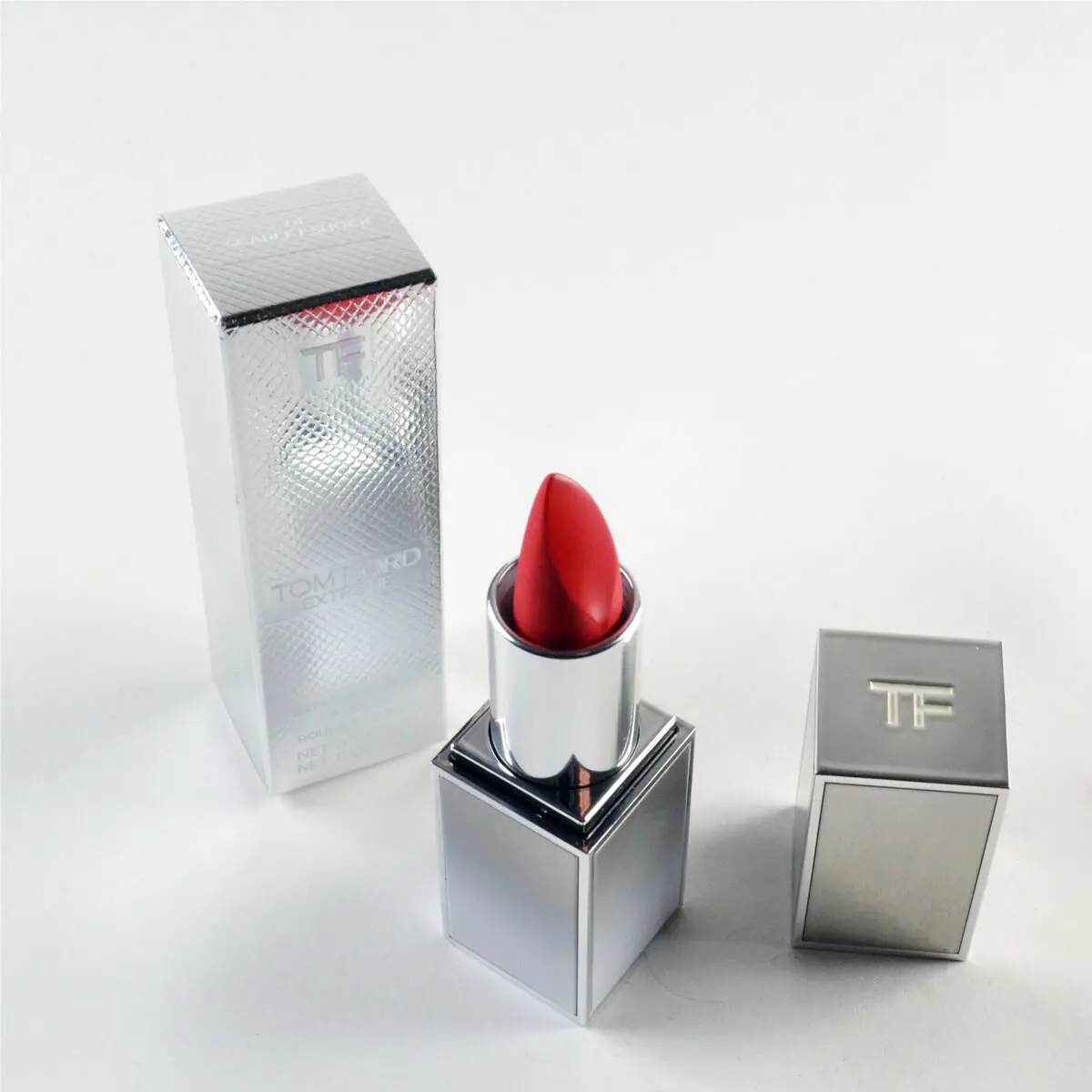 Tom Ford Extreme Badass Lip Color Lipstick Scarlet Shock 01 - 0.11 Oz. / 3.4 g