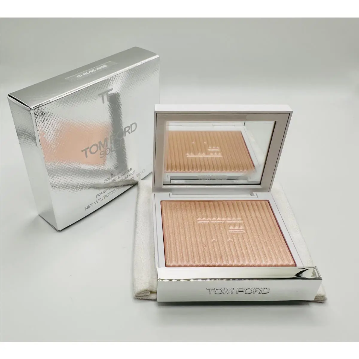 Tom Ford Shade and Illuminate Blush 01 Rose Irise