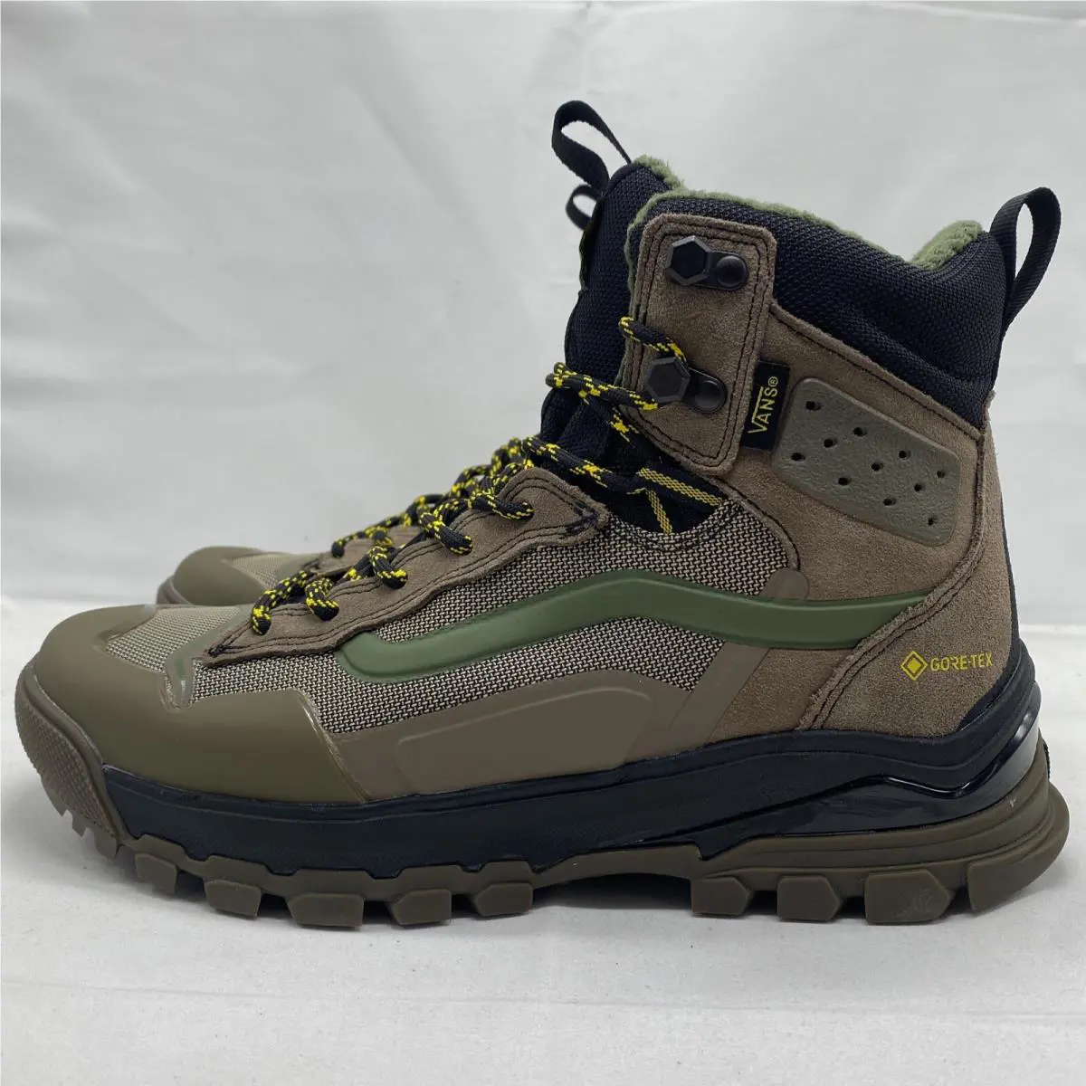 Vans shoes - VANS Ultrarange Exo Hi MTE Gore Tex - VN0A5JHX77J - Green / Black / Yellow (UPC: 0196244800190) 1