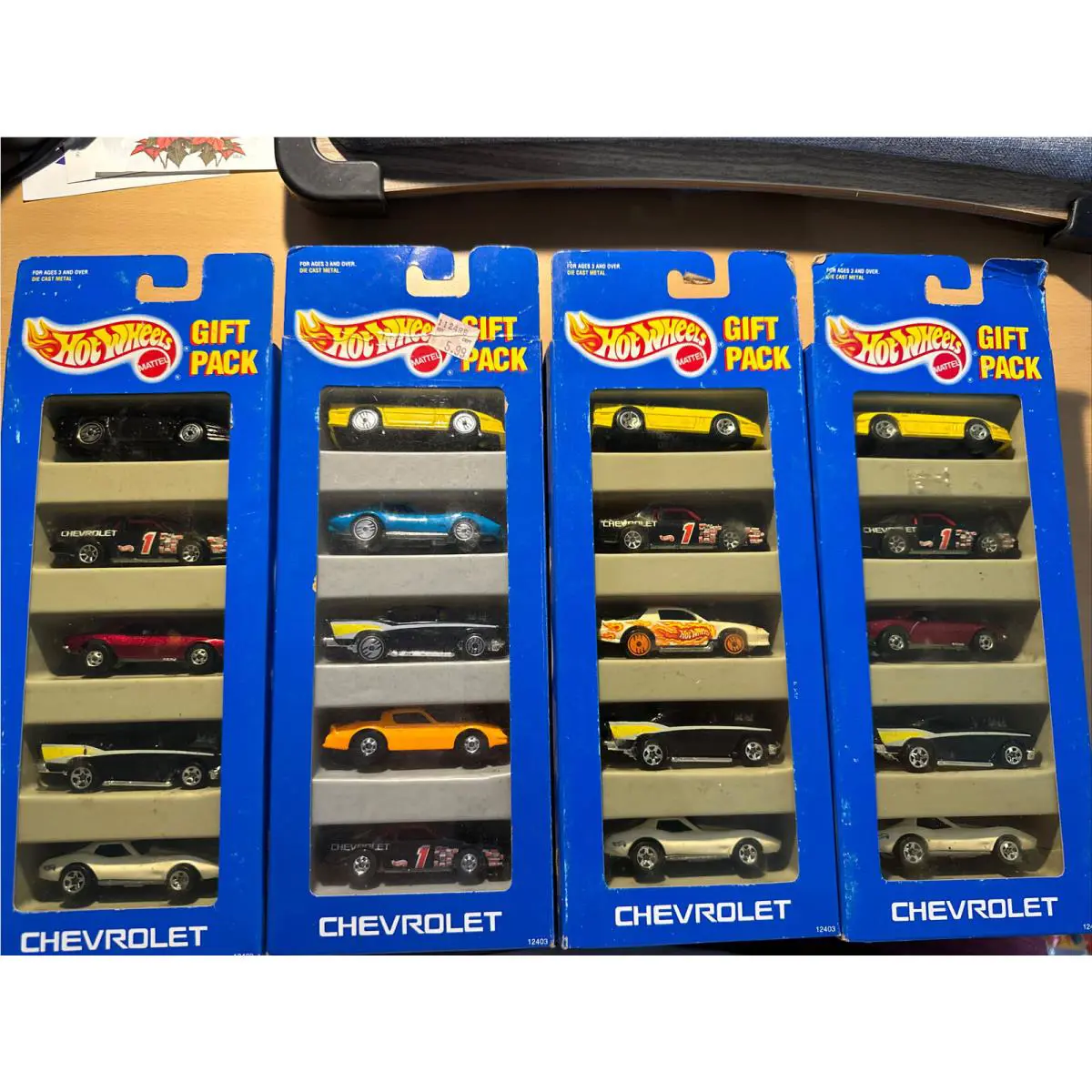4 Hot Wheels 1993 Gift Pack 5 Cars Chevrolet 12403 Rare Car