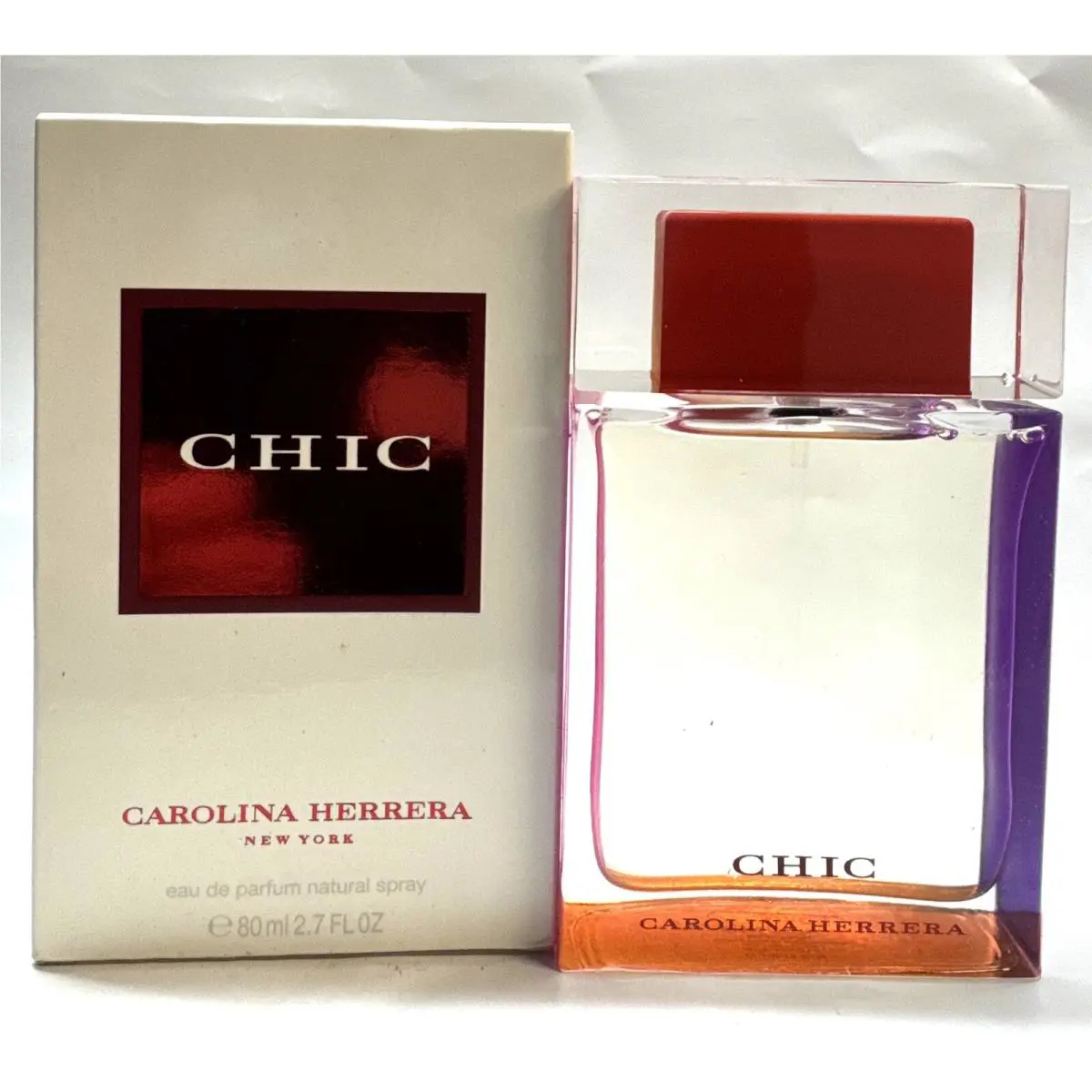 Chic Eau de Parfum 2.7oz Spray Carolina Herrera Scuffed Box