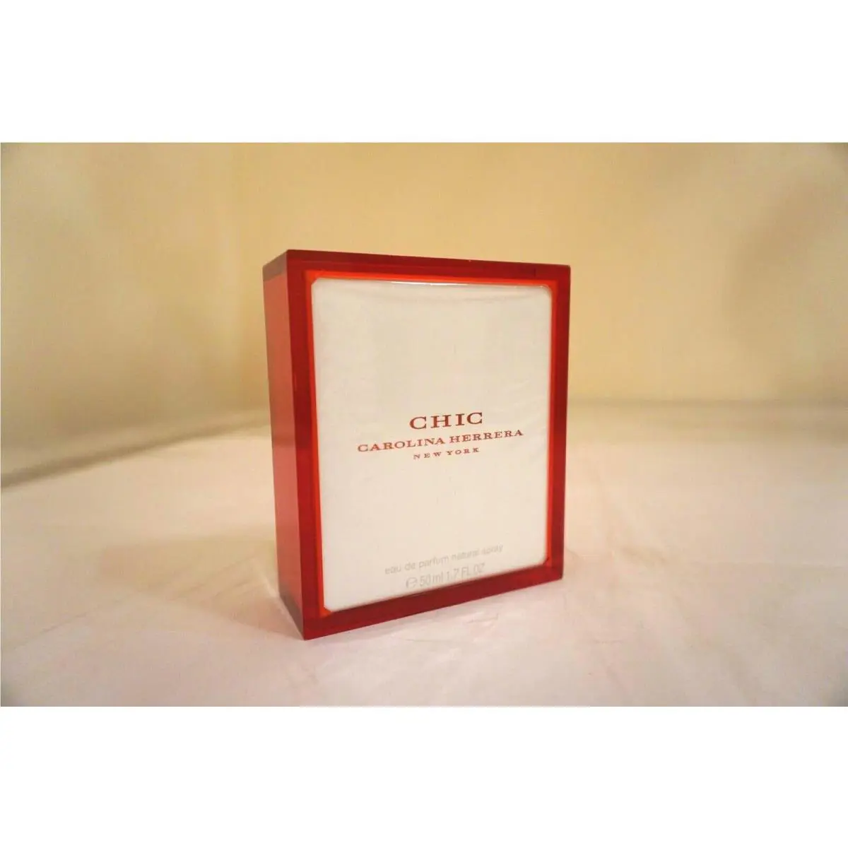 Chic by Carolina Herrera Eau de Parfum Natural Spray 50 ml 1.7 oz For Women