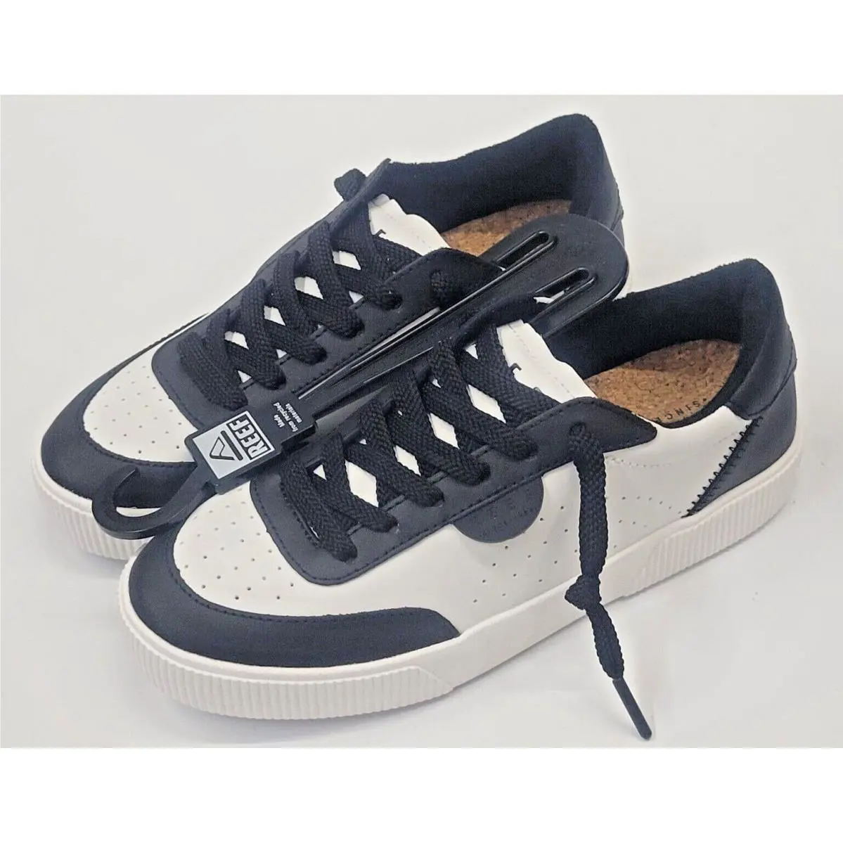 Reef Womens Lay Day Seas Black White Leather 9