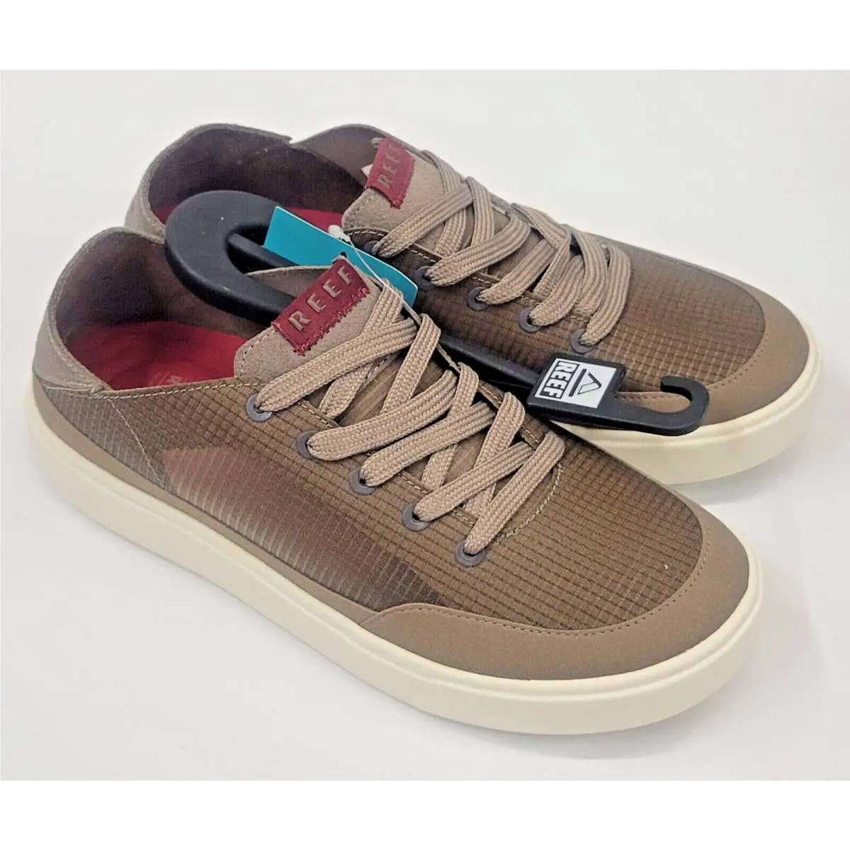 Reef Mens Navigator Fossil Maroon 10