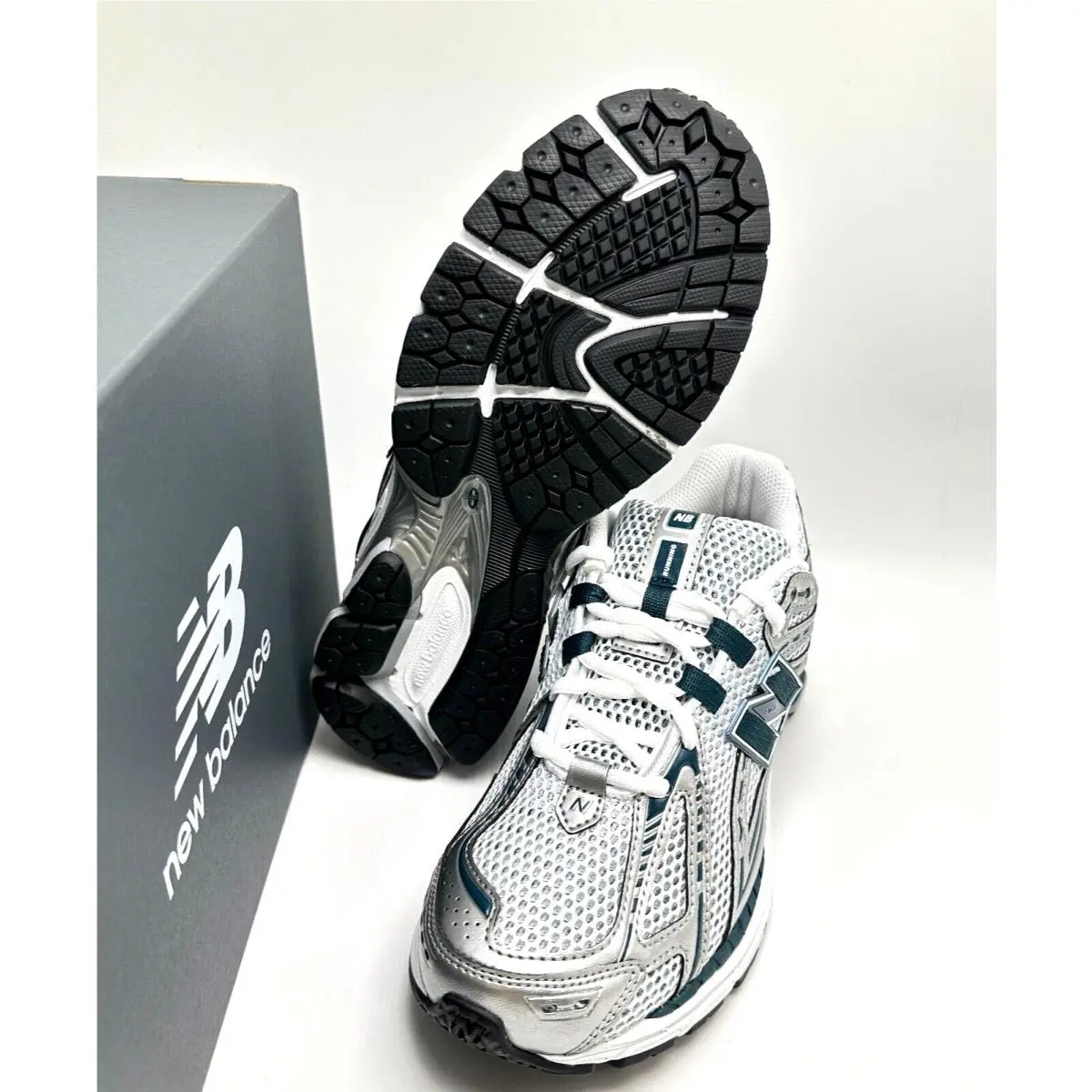 New Balance shoes - New Balance 1906R - U1906RCE - Silver Metallic/Deep Ocean/White 5