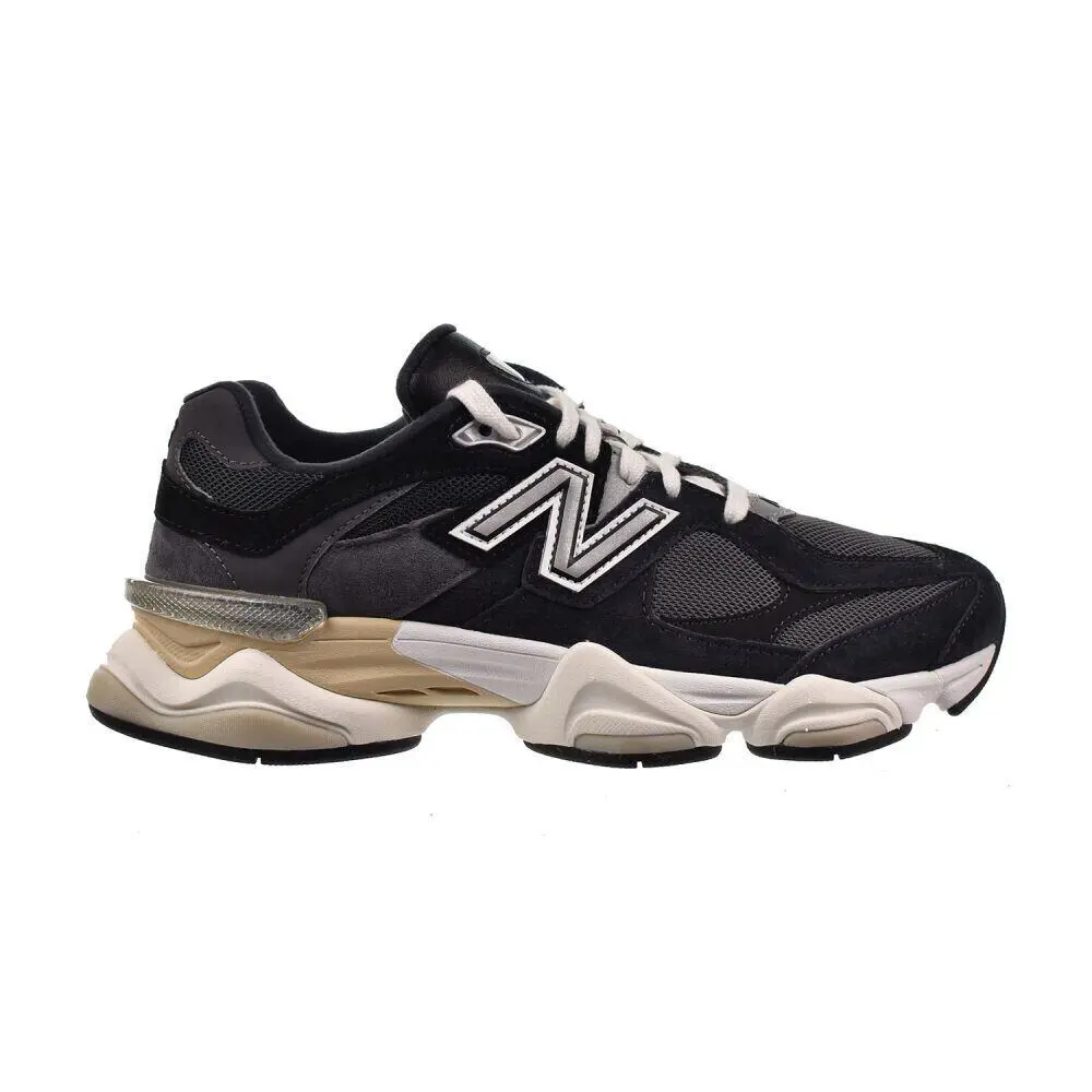 New Balance shoes - Black/Black 5