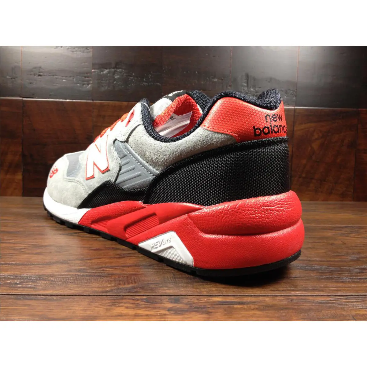 New Balance shoes - New Balance 580 - MRT580SR - Grey / Red / Black 2