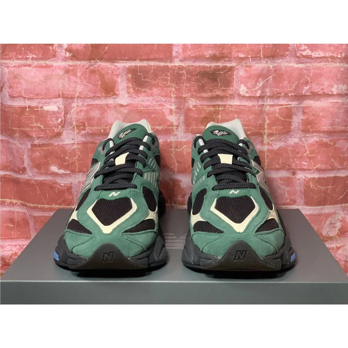 New Balance shoes - New Balance 9060 - U9060VRA - Team Forest Green/Black/Sea Salt 5