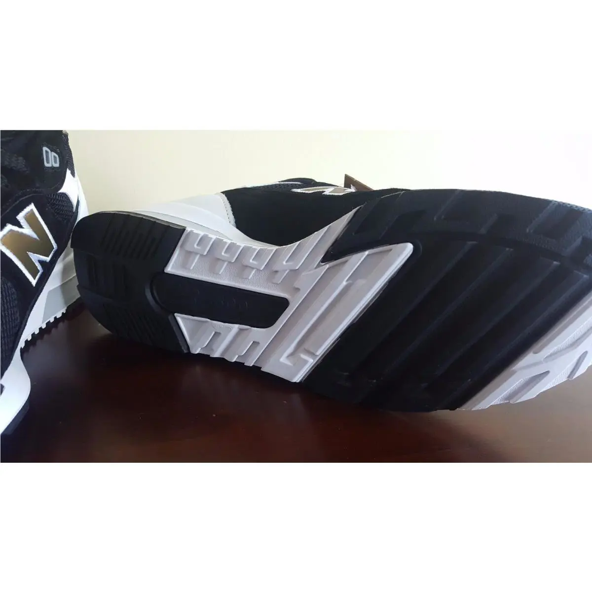 New Balance shoes - Gold (UPC: 190737208166) 2