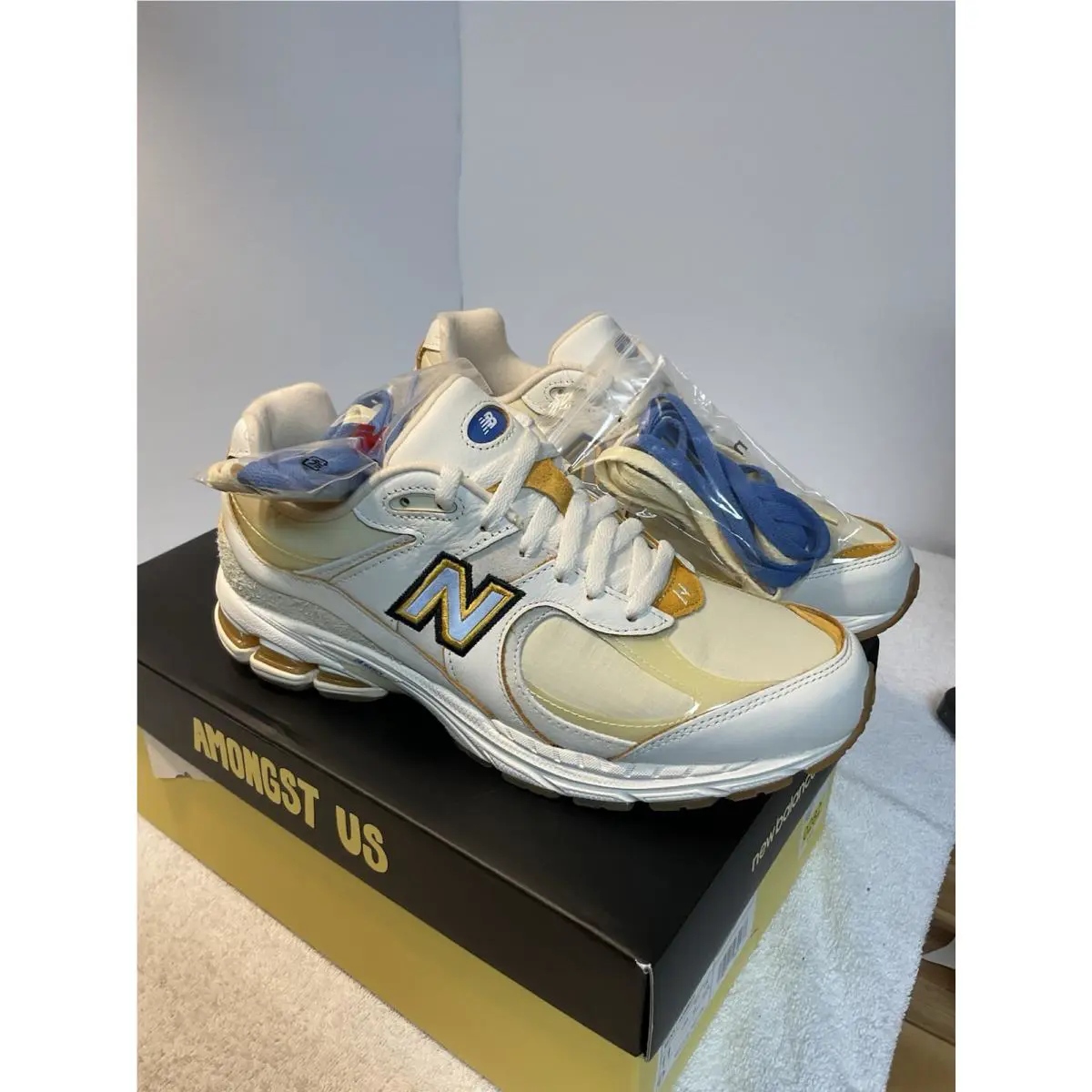 New Balance shoes - New Balance 2002R - M2002RJ1 - DAWN GLOW/SEA SALT 1
