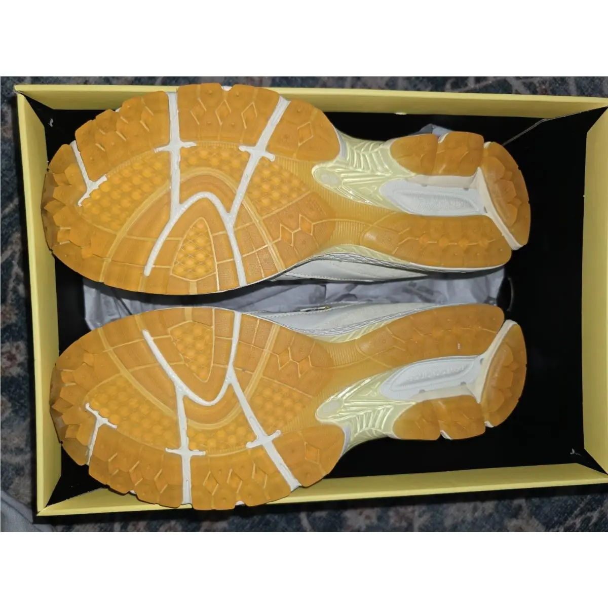 New Balance shoes - New Balance 2002R - M2002RJ1 - Beige/Orange 1