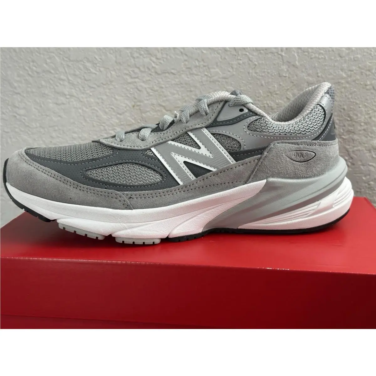 New Balance 990v6 Made in Usa Grey Womens W990GL6 Size 9AA Running Shoes