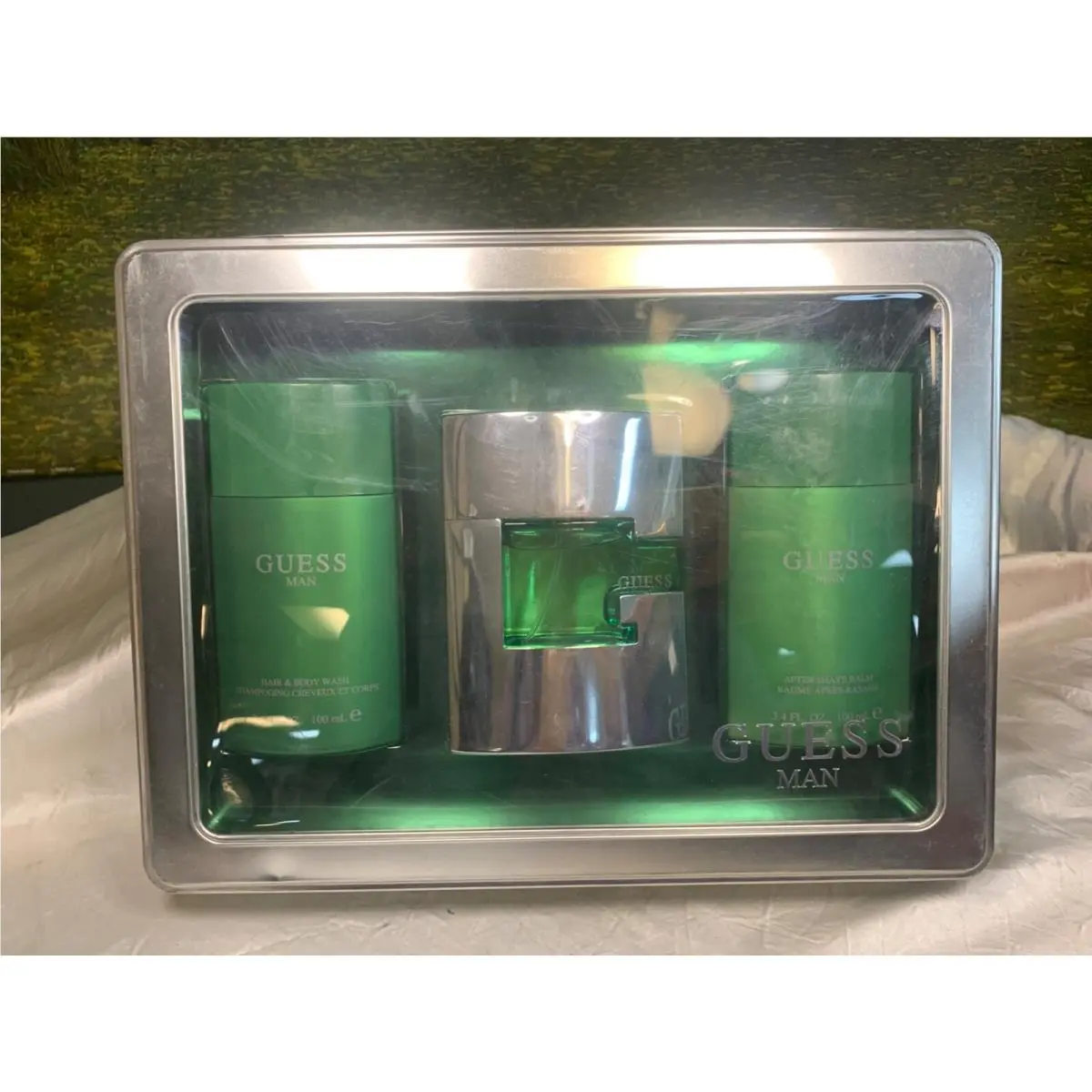 Guess Man 75ML Edt Spray/ 100ML Aftershave Balm/ 100ML Hair Body Wash Gift Set
