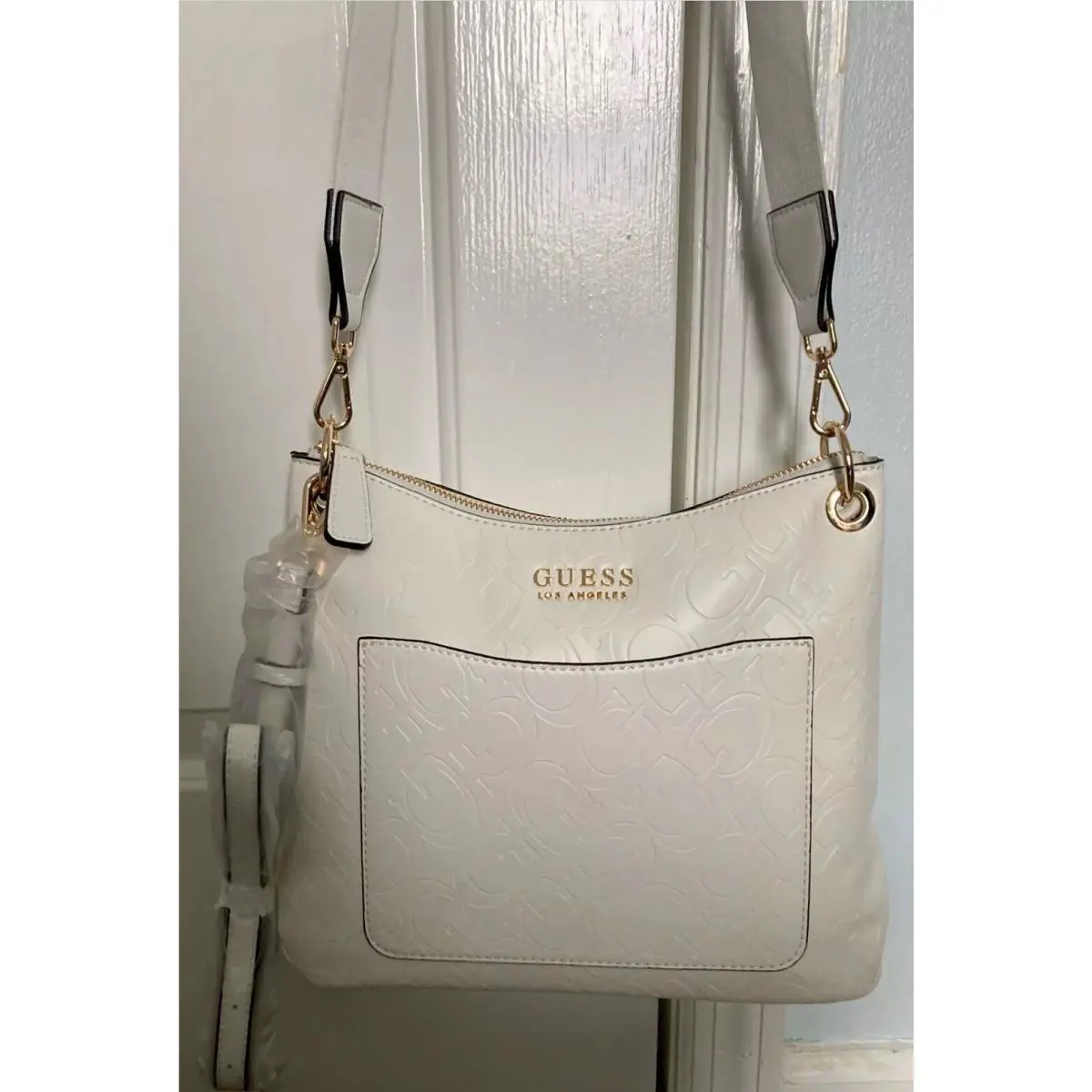 Guess”chucky”white Handbag W/gold Hardware Detachable Crossbody Straps