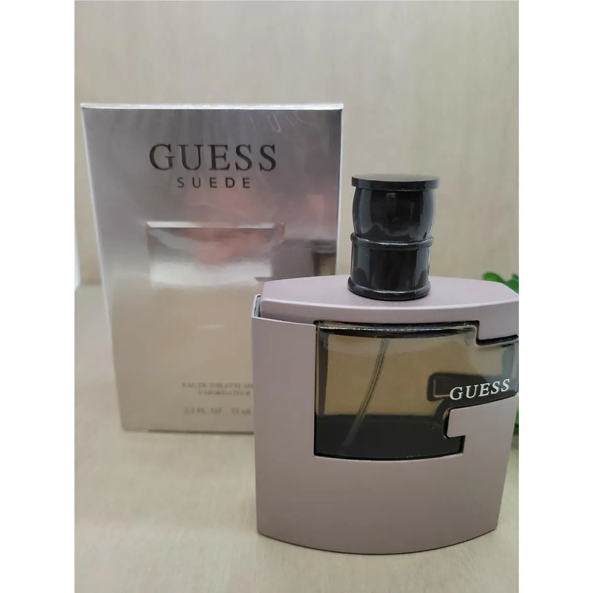Guess Suede Eau De Toilette Spray 2.5 oz 75 ml For Men Box Rare Classic
