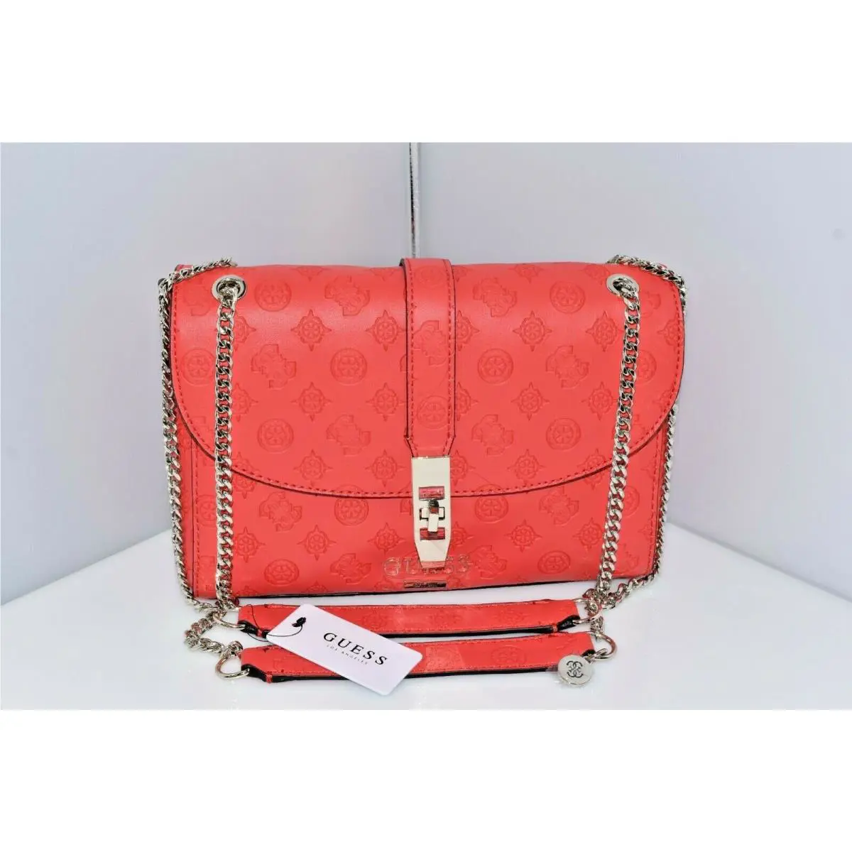 Guess Peony Classic Poppy Medium Convertible Crossbody SG739818 Handbag